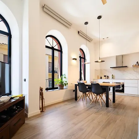 La Petite Maison Tauler Apartment *
